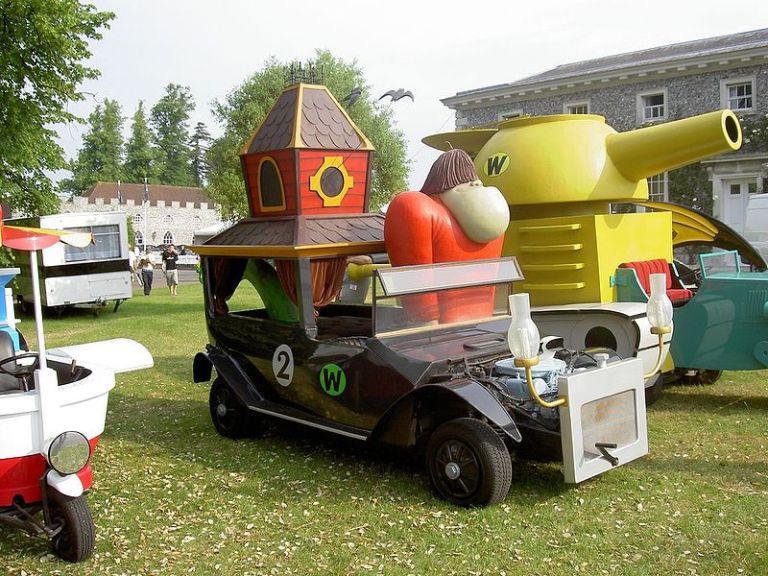 800px-Wacky_Races_-_The_Creepy_Coupe.jpg