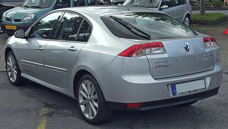 800px-Renault_Laguna_III_Phase_I_rear[1].jpg